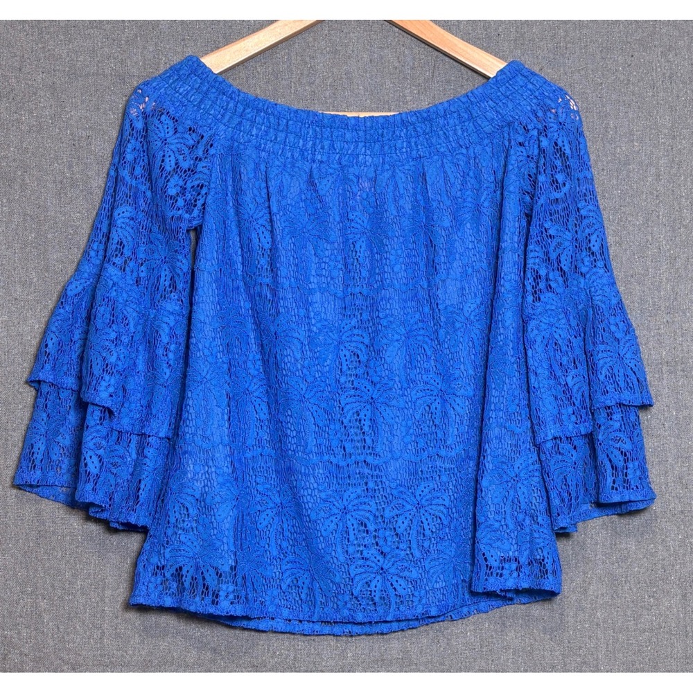 Lilly Pulitzer Blue Lace Off The Shoulder Ruffle Bell Sleeve Top Sz XS‎ - Picture 2 of 6